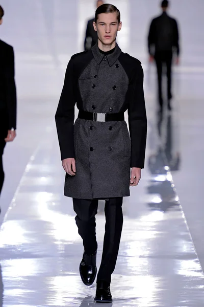 Look 23